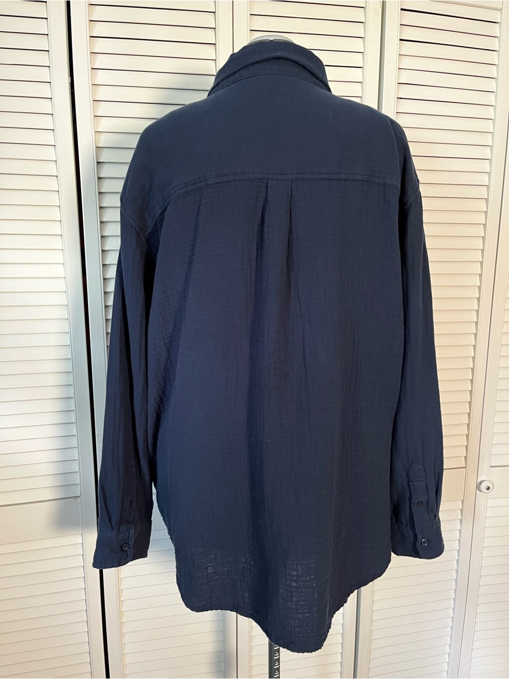 Aritzia Little Moon AirPlush Cotton™ Sail Shirt Vintage Navy XL - Picture 9 of 14